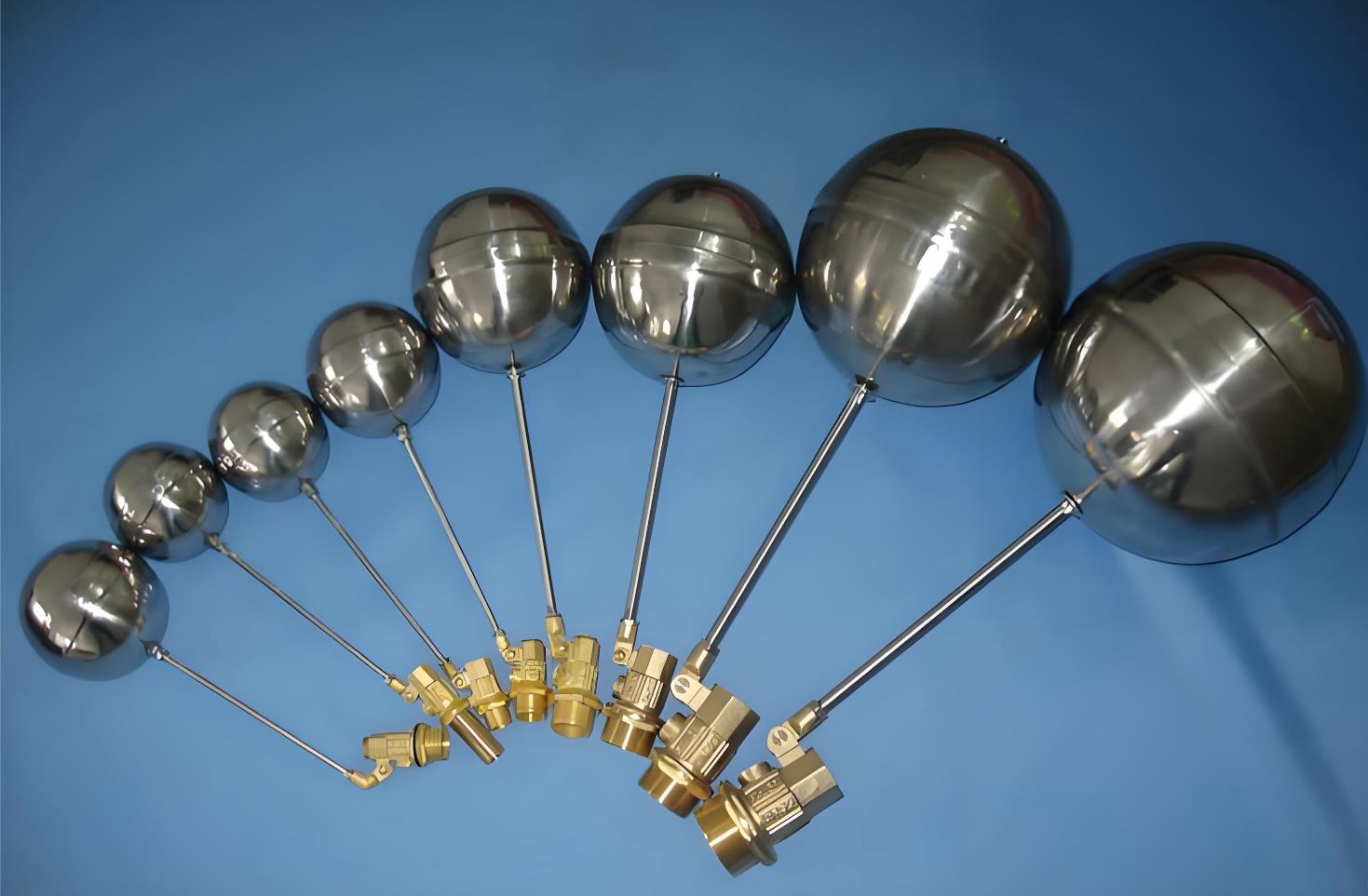 �S�~�����yQFT